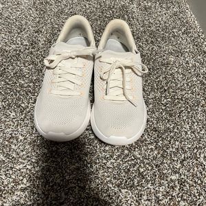 Kizik Tennis shoes- Best pregnancy/maternity shoes ever!